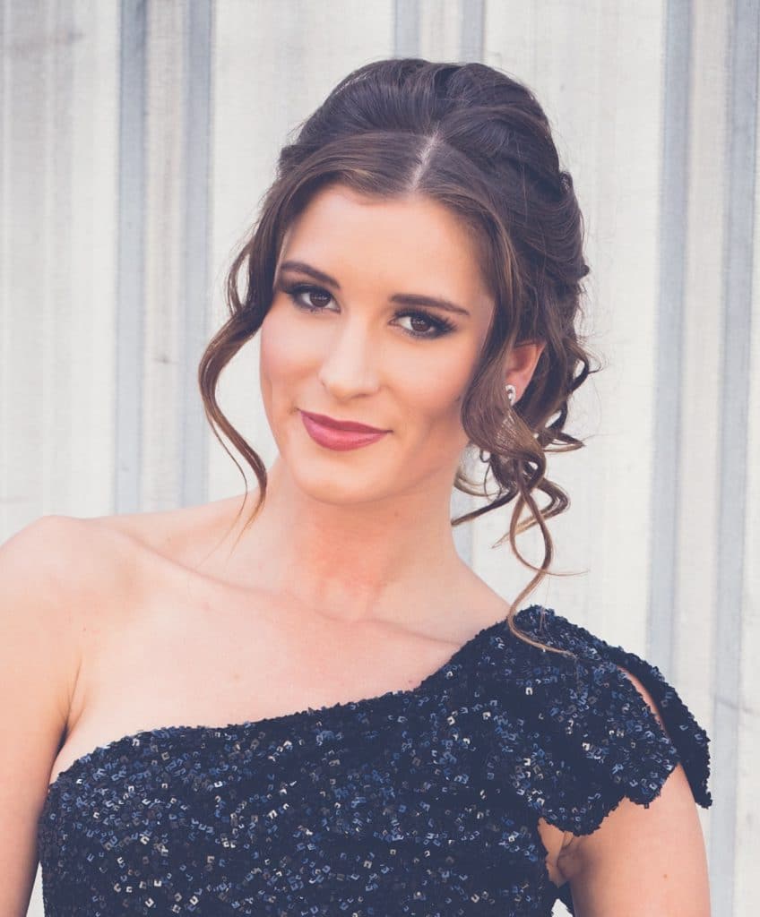 Mobile Hair And Makeup Artist Gold Coast Sapphire Makeup & Hair